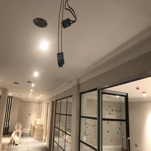 property in wimbledon - with cornice instal