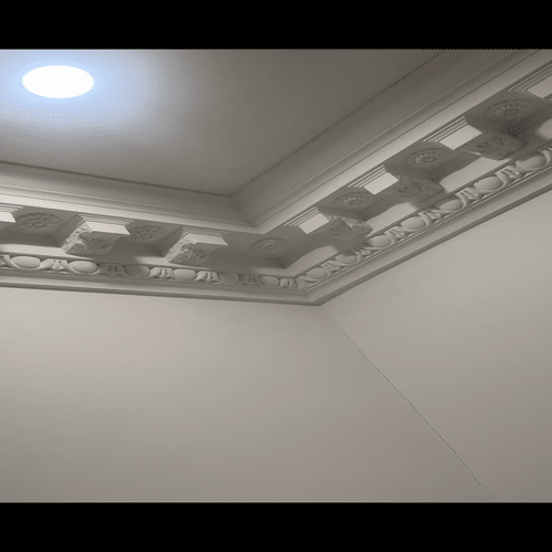 decorative cornice installation