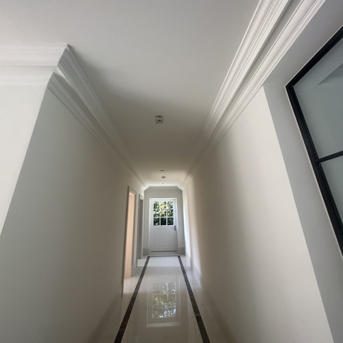corridor cornice
